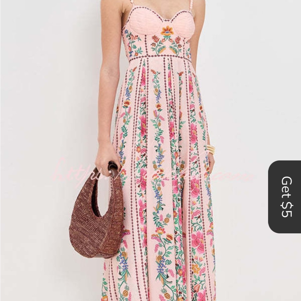Elegant Floral Maxi Dress in Pink
